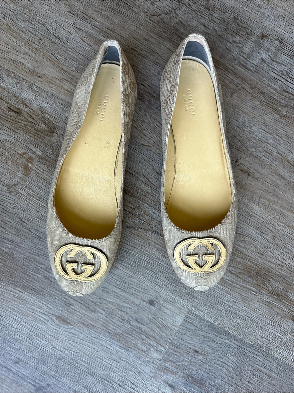 Gucci Beige GG Ballet Flats